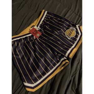 Los Angeles Lakers Basketball Shorts Size Men’s Large NEW NBA Ultra Game